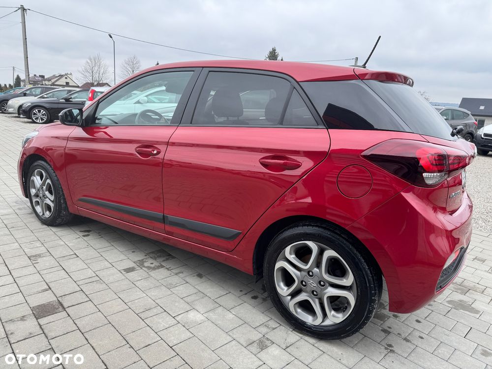Hyundai i20 - 11