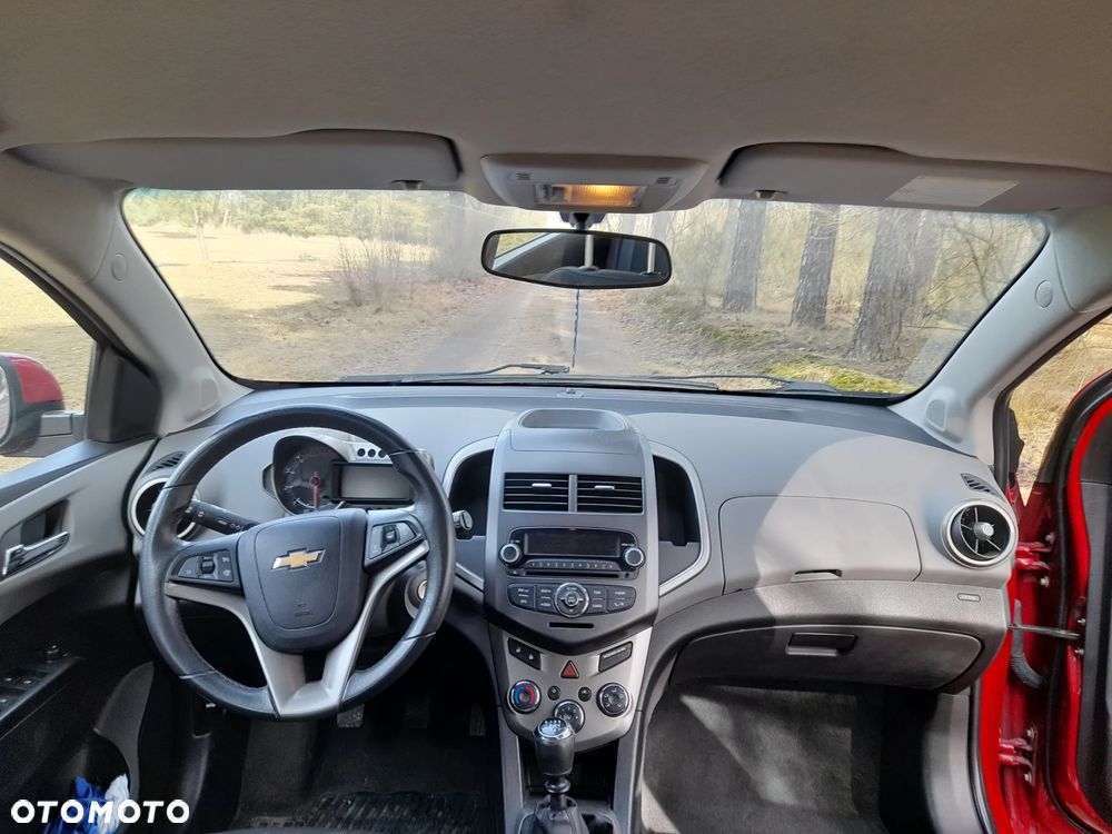 Chevrolet Aveo - 9