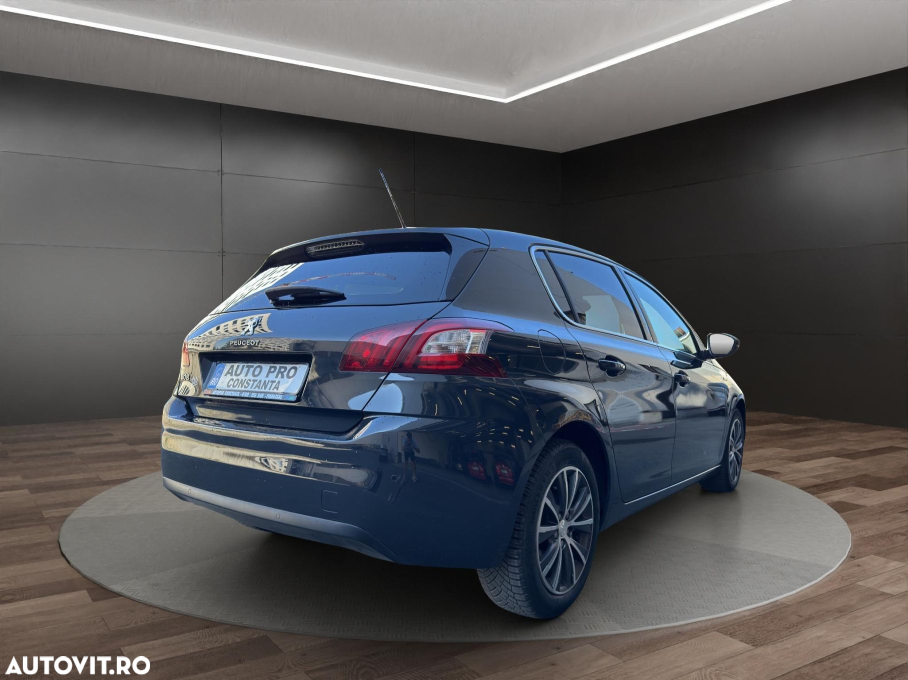 Peugeot 308 PureTech 110 Stop & Start Style - 4