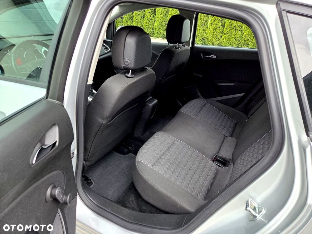 Opel Astra - 20