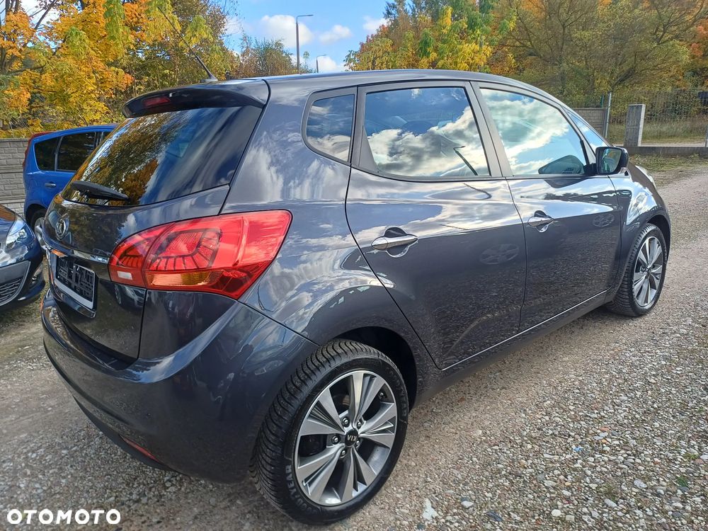 Kia Venga 2017 photo 5
