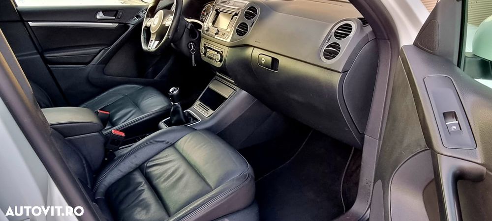 Volkswagen Tiguan - 8
