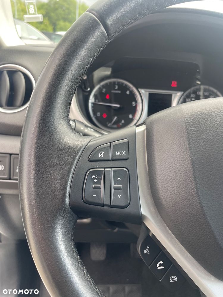Suzuki Vitara 1.6 DDiS (4x4) Allgrip Comfort+ - 14