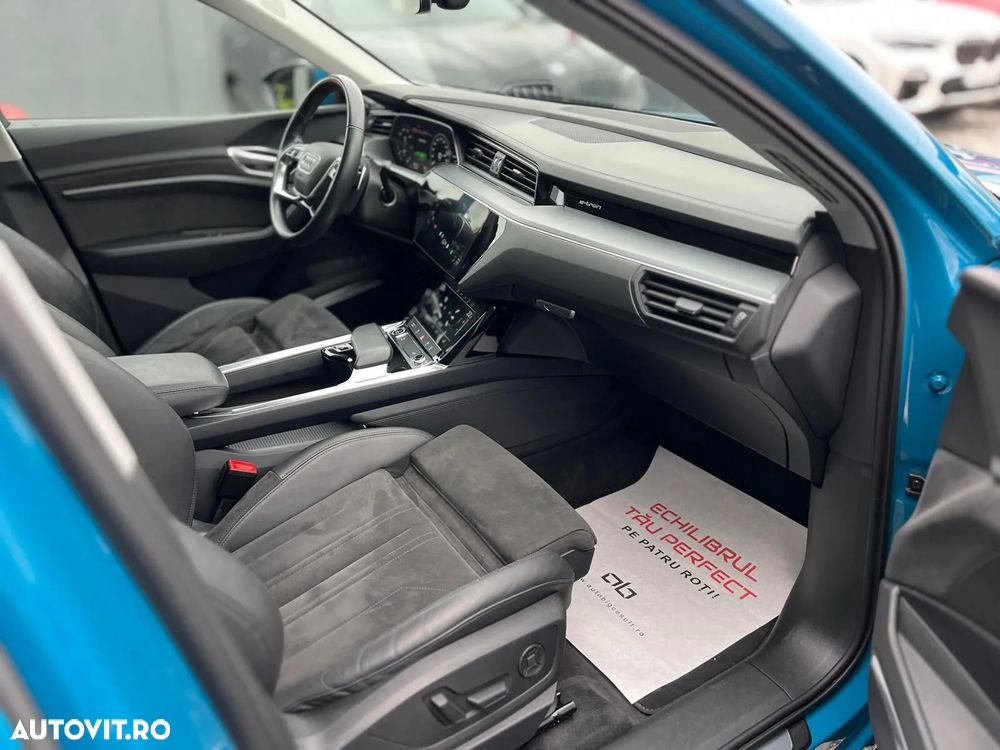 Audi e-tron 55 quattro S-Line - 23