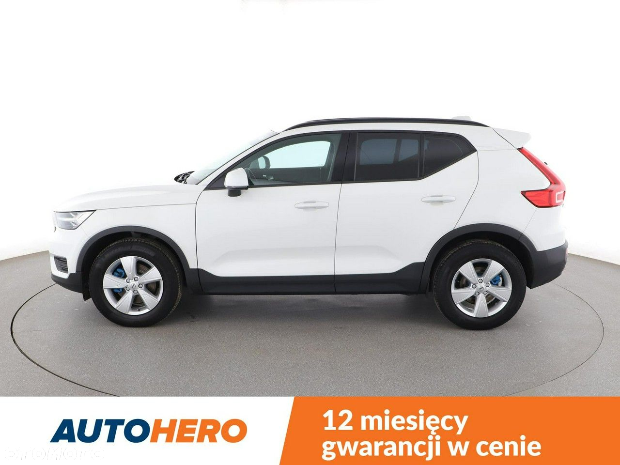 Volvo XC 40 T2 Momentum Core - 2