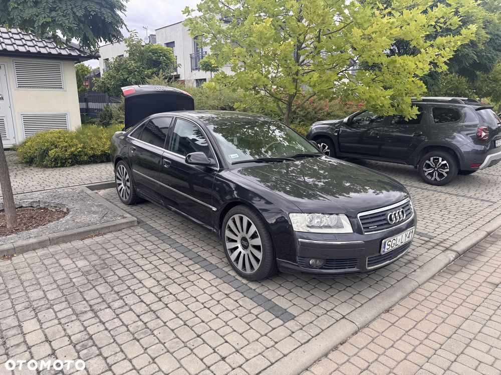 Audi A8 - 1