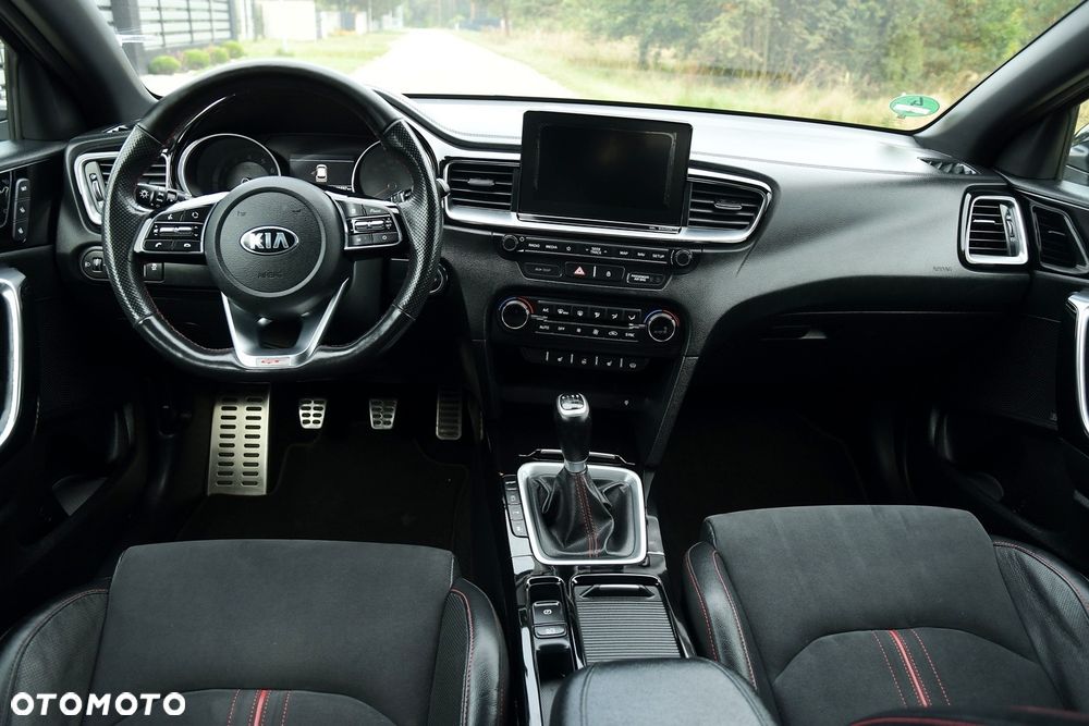 Kia Ceed - 18