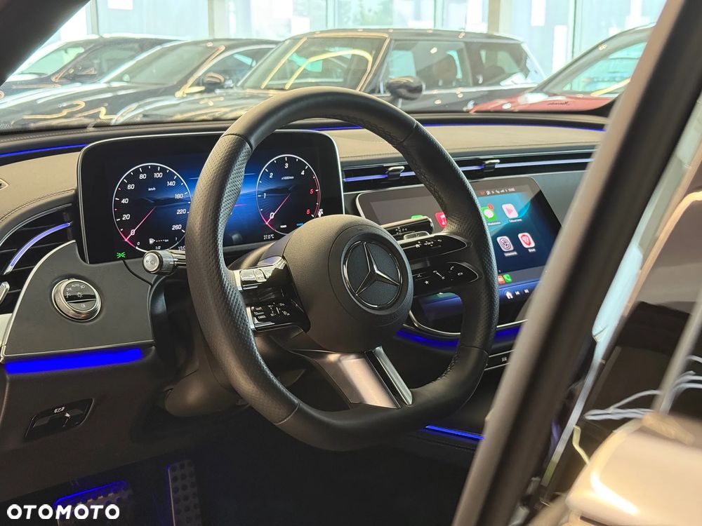 Mercedes-Benz Klasa E 220 d 4-Matic AMG - 15