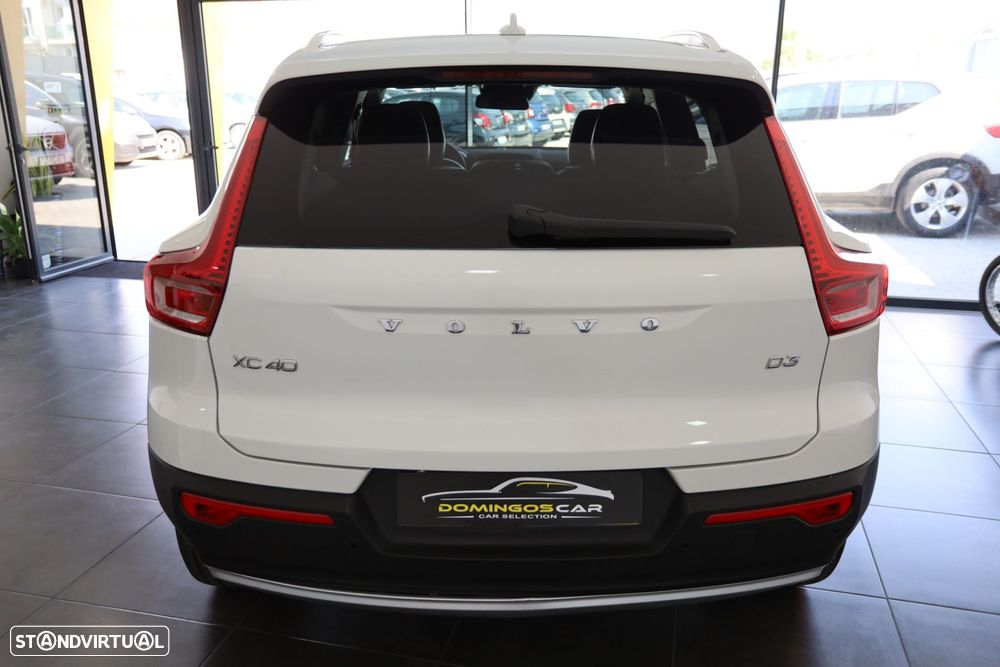Volvo XC 40 2.0 D3 Momentum Plus - 7