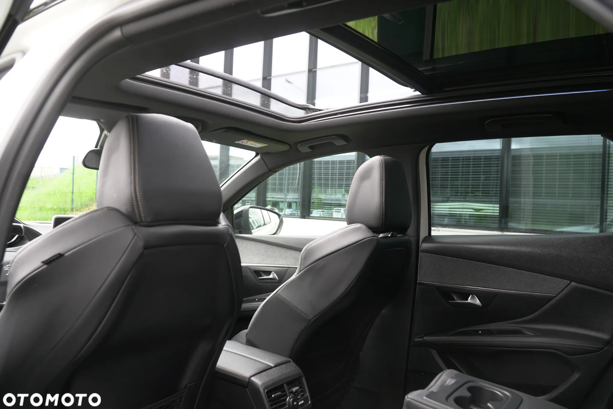 Peugeot 3008 1.5 BlueHDi GT S&S - 27