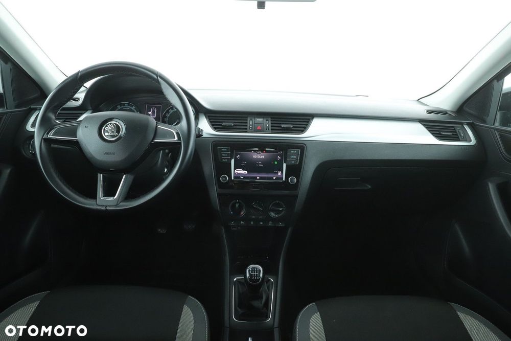 Skoda RAPID - 22