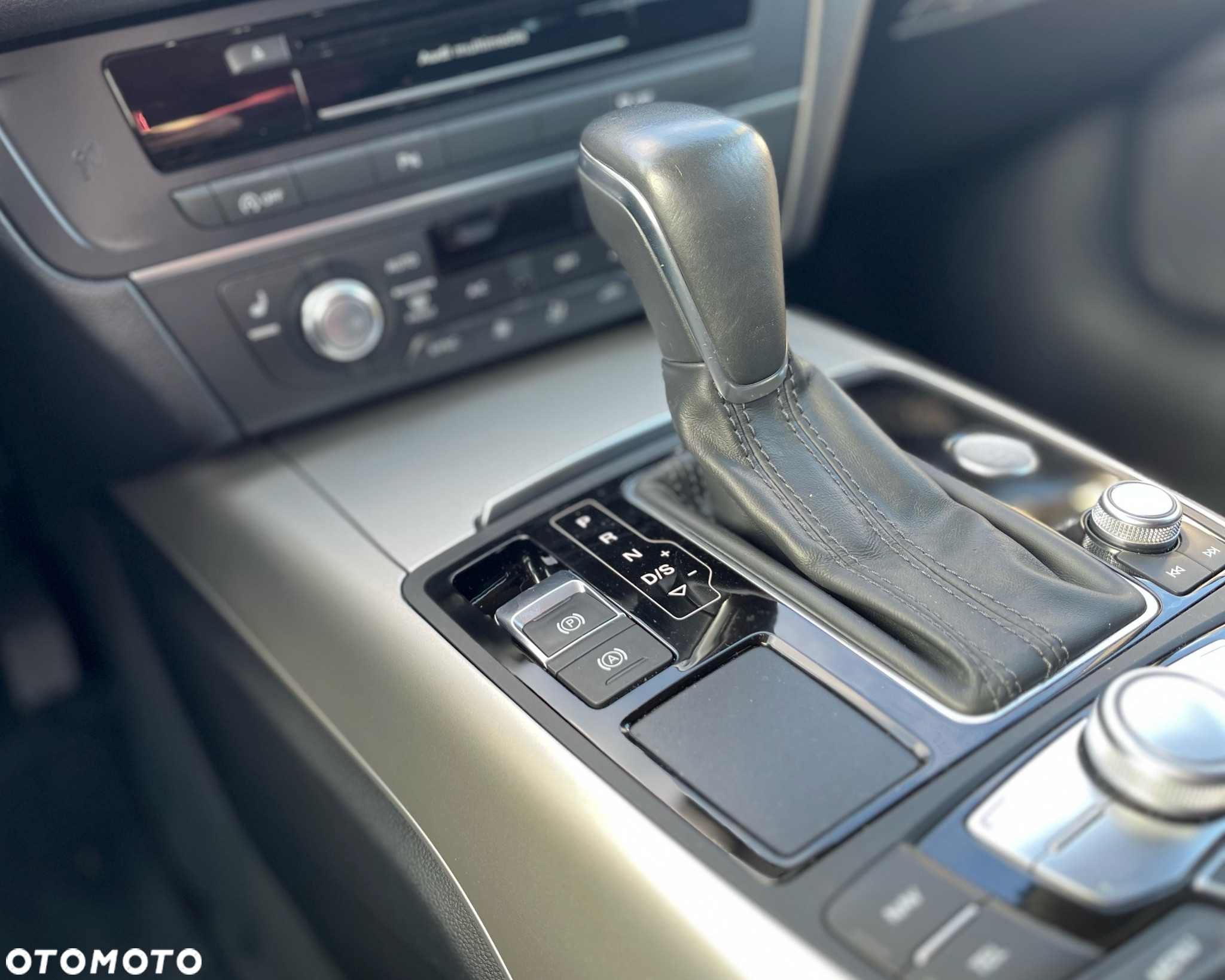 Audi A6 Avant 2.0 TDI Ultra S tronic - 22