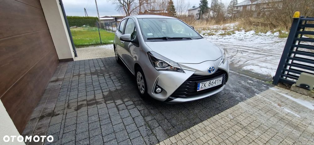Toyota Yaris 1.5 Premium CVT - 4