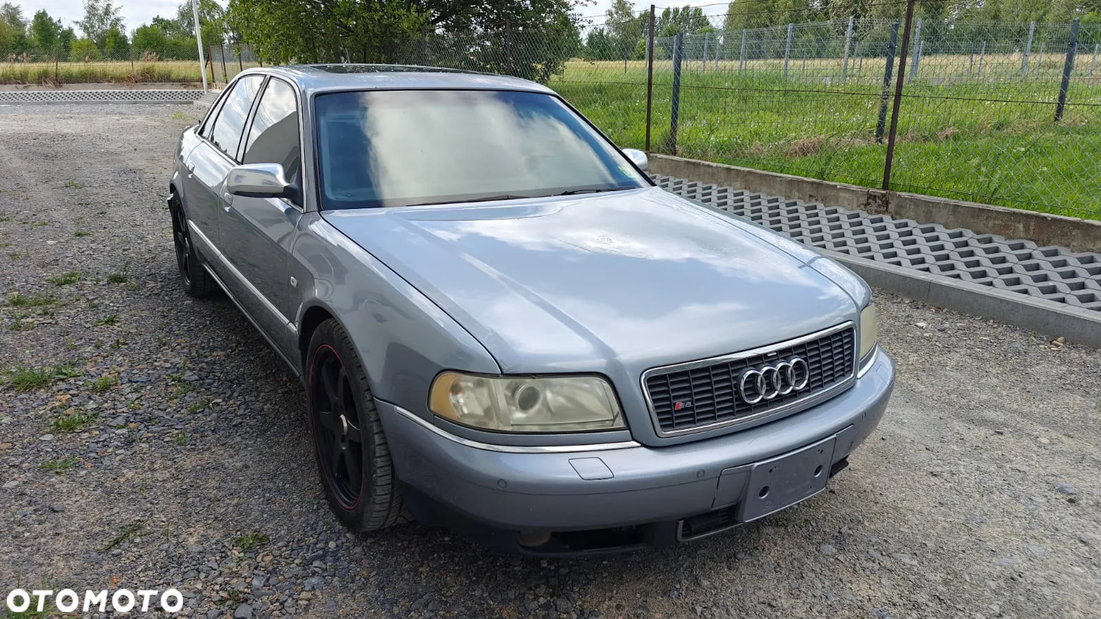 Audi A8 - 3