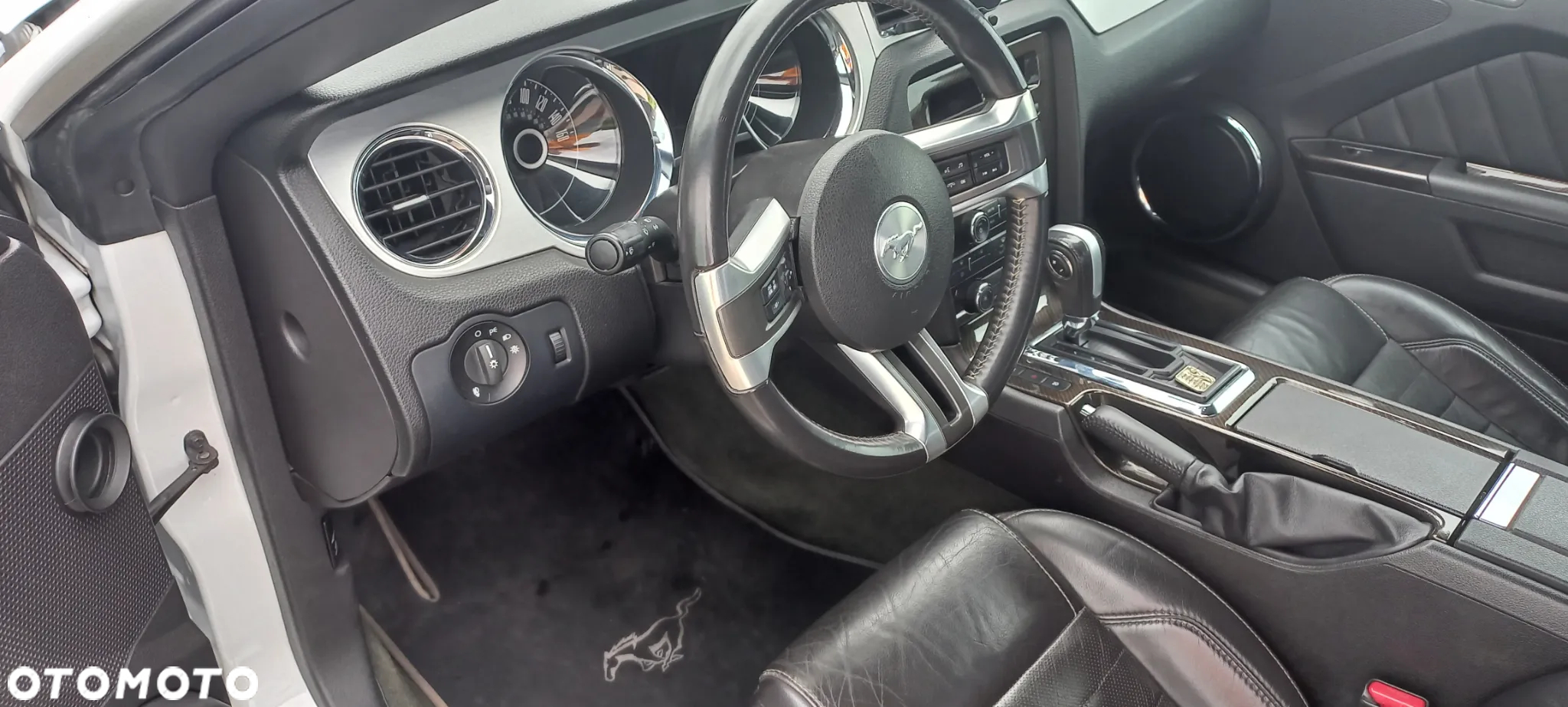 Ford Mustang 3.7 V6 Premium - 19