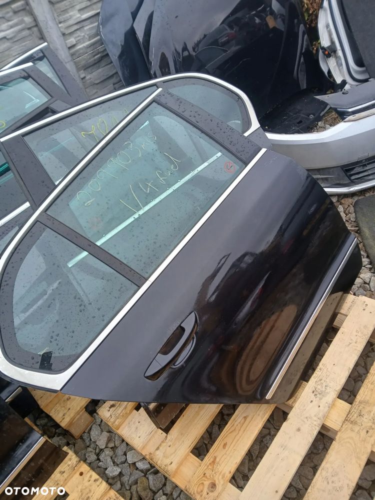 Drzwi Skoda SuperB - 2