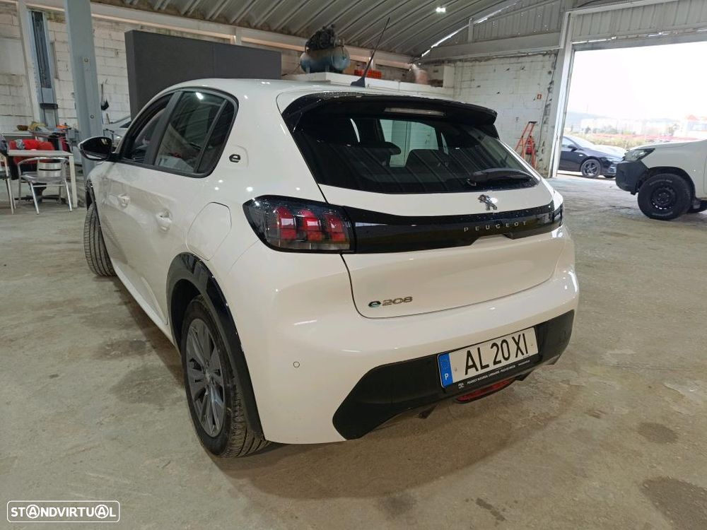 Peugeot e-208 50 kWh Active Pack - 2