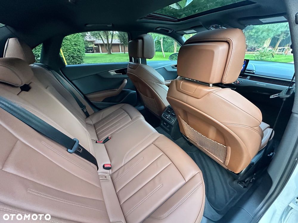 Audi A4 Limousine - 30