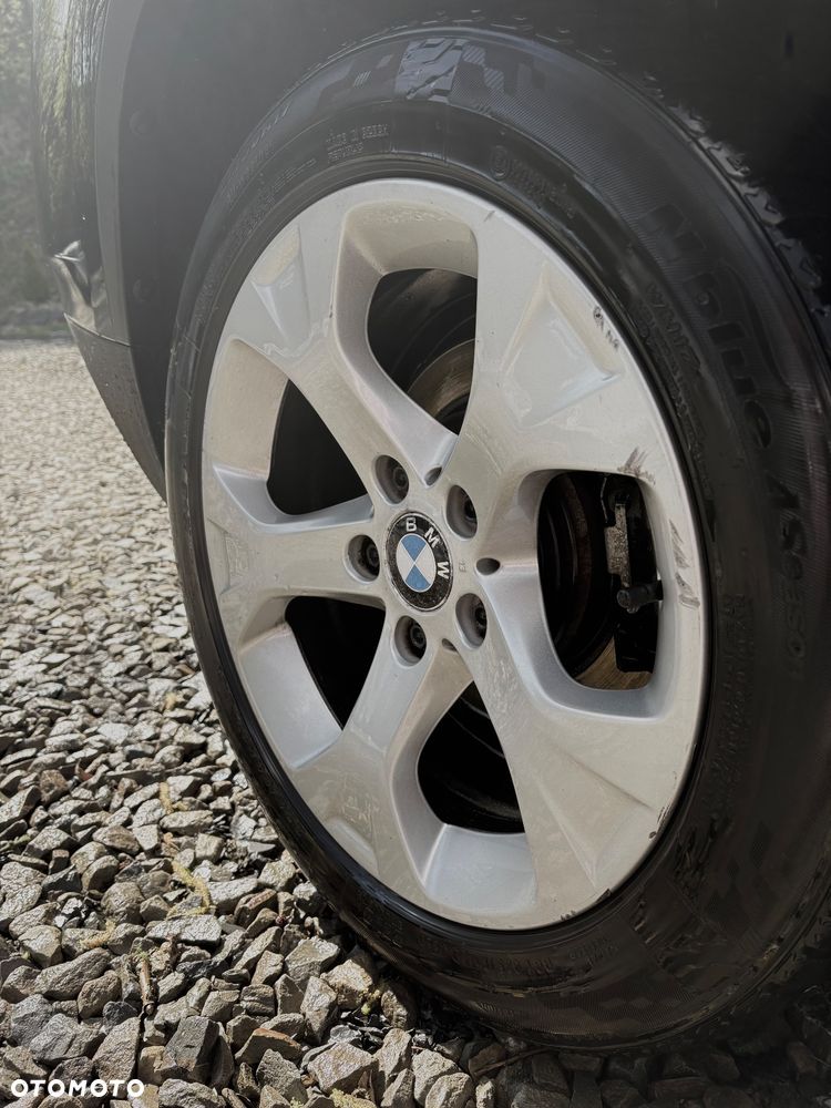 BMW X1 xDrive18d xLine - 12
