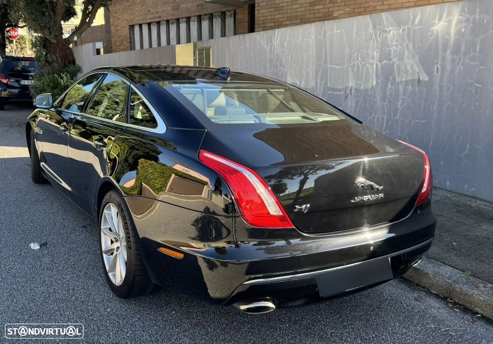 Jaguar XJ 3.0 D V6 Premium Luxury - 7