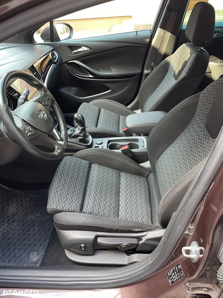 Opel Astra 1.6 D (CDTI) Start/Stop Business - 11