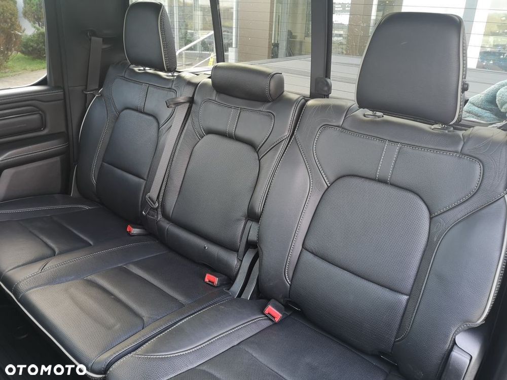 RAM 1500 - 28