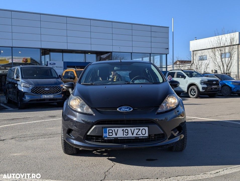 Ford Fiesta - 2
