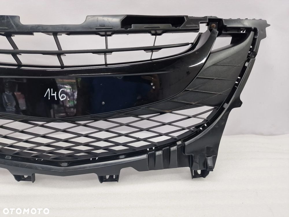 MAZDA 5 V LIFT 10- KRATKA ŚRODKOWA ZDERZAKA PRZEDNIEGO PRZÓD BARDZO ŁADNA , NR C513-501T1 , NR AUKCJI KR146 - 6