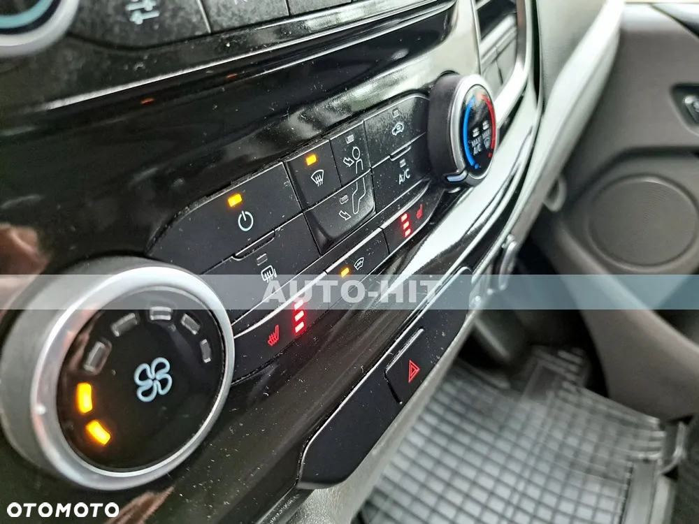 Ford Transit - 24