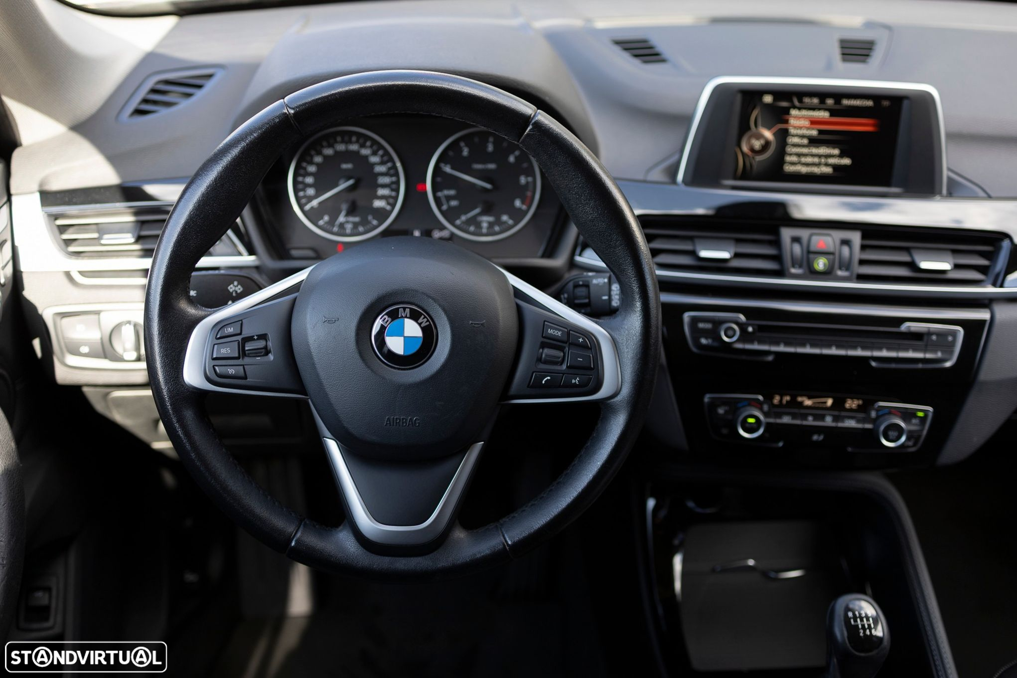 BMW X1 16 d sDrive Line xLine - 2