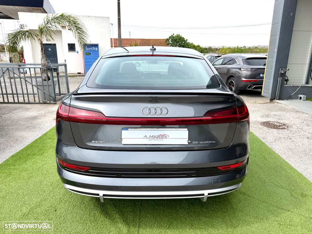 Audi e-tron 55 quattro S line - 8