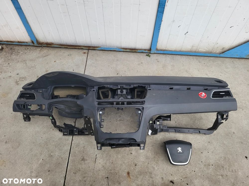 Deska konsola poduszki Peugeot 508 - 1