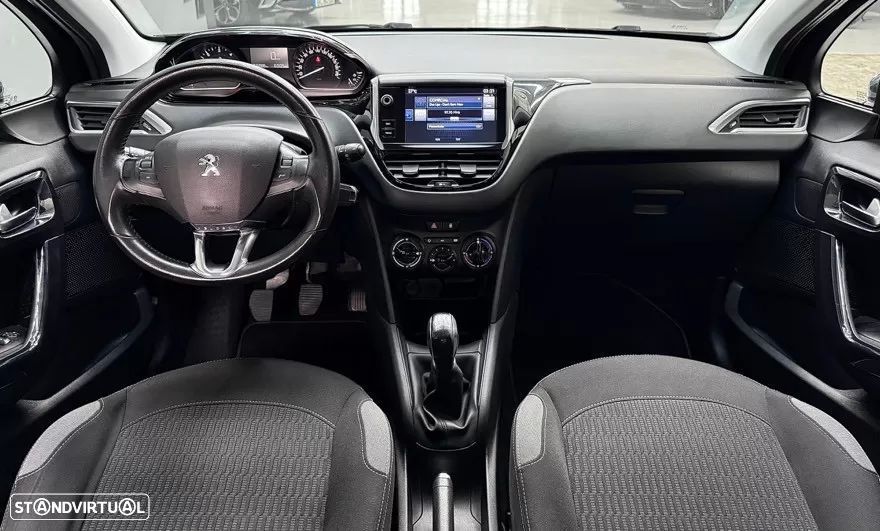 Peugeot 208 1.6 BlueHDi Style - 9