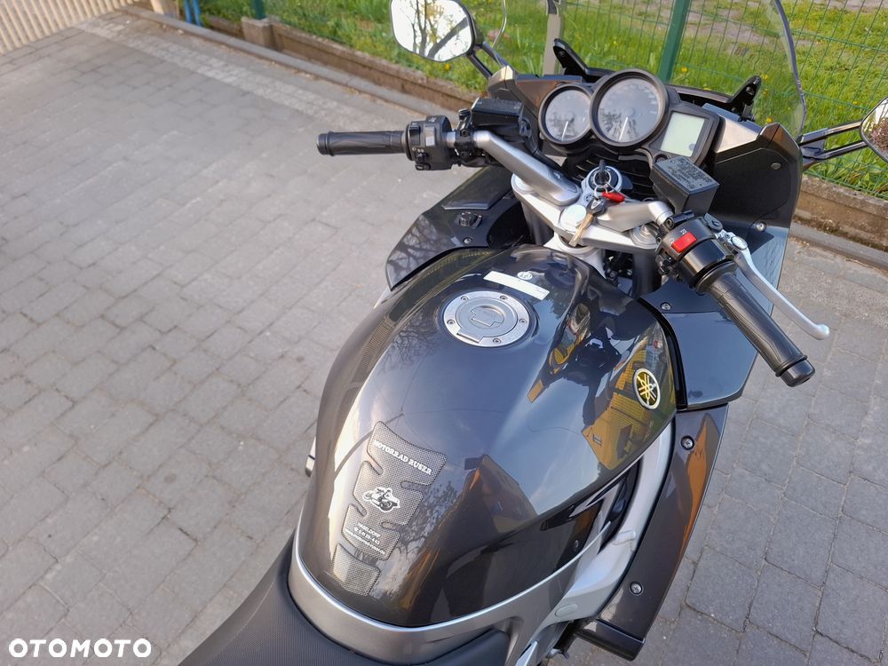 Yamaha FJR - 23