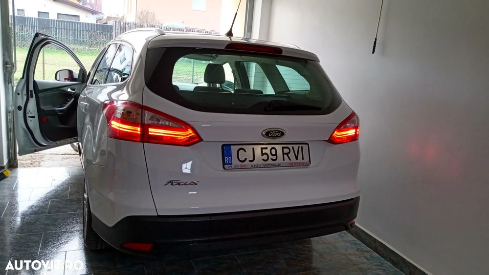 Ford Focus 1.6 TDCI DPF Titanium - 1