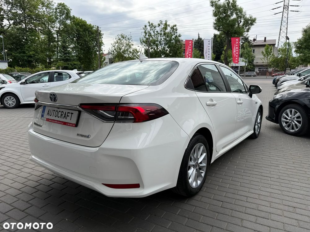 Toyota Corolla 1.8 Hybrid Comfort - 29