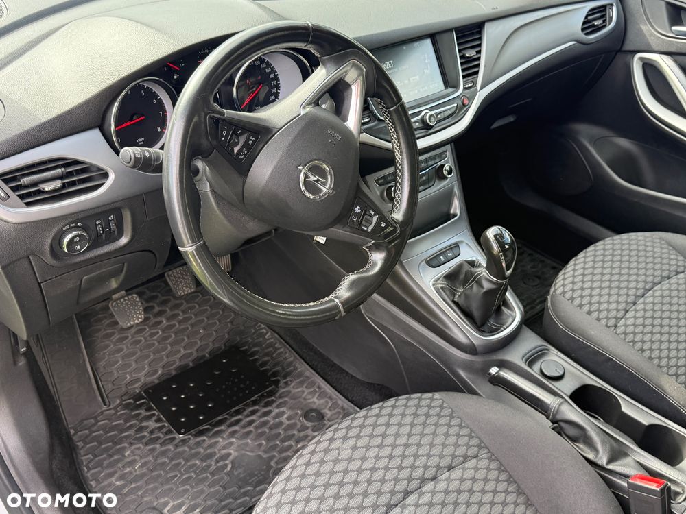 Opel Astra 1.4 Enjoy - 17