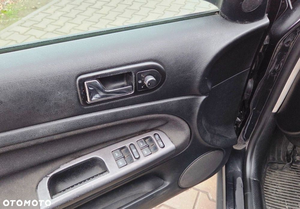 Volkswagen Passat - 8