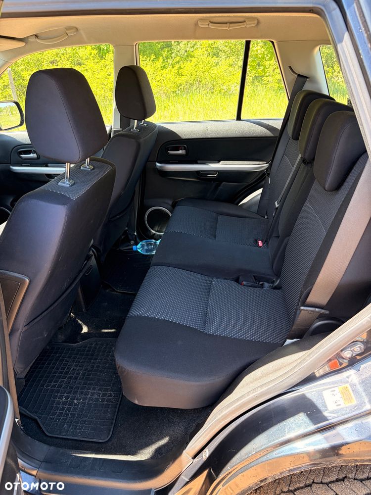 Suzuki Grand Vitara 1.9 DDiS Comfort+ DPF - 12