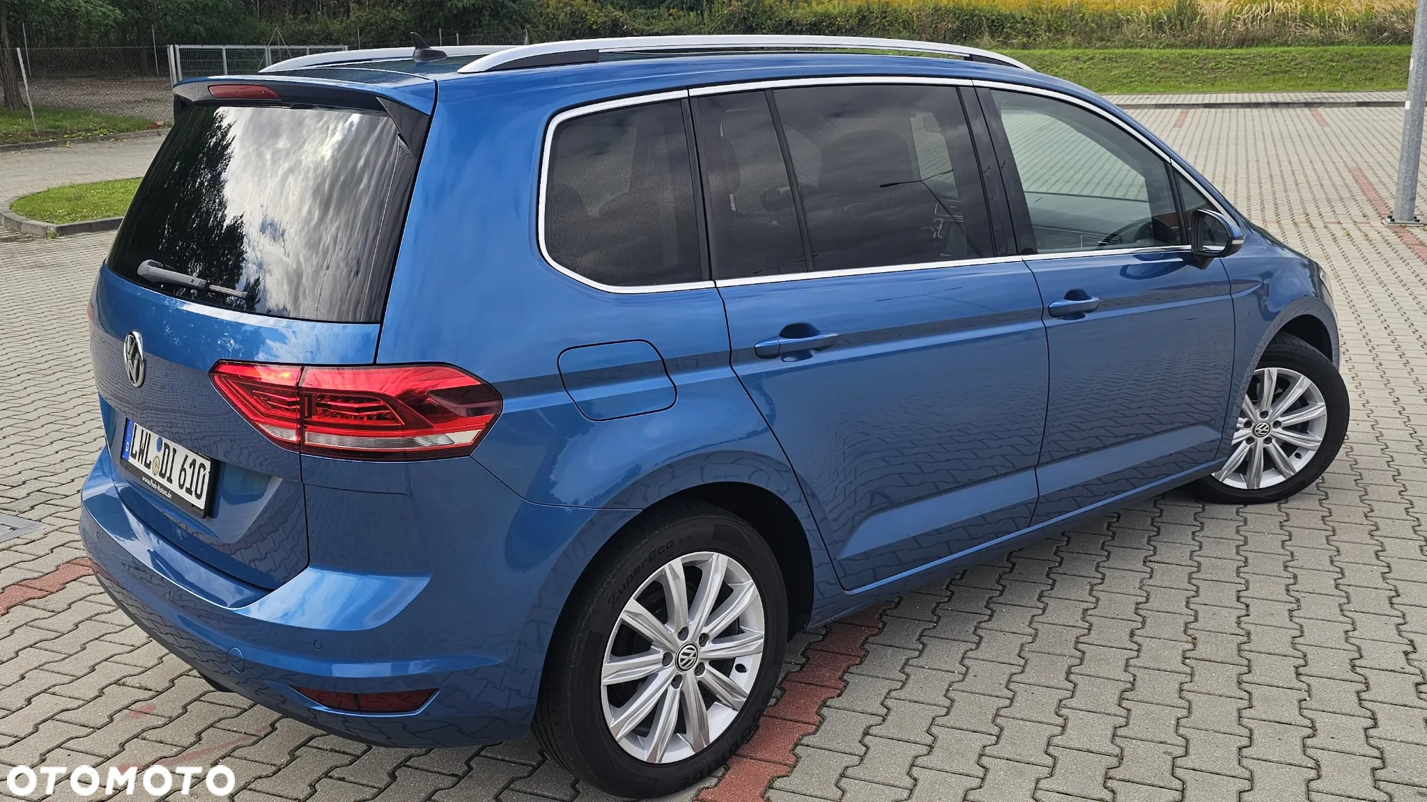 Volkswagen Touran 2.0 TDI BMT Highline - 6