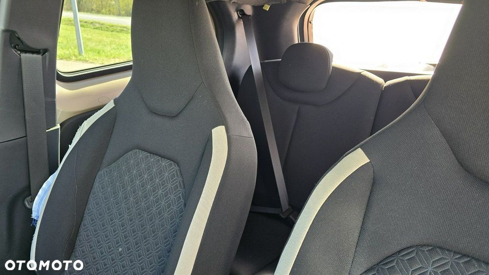 Toyota Aygo X - 11