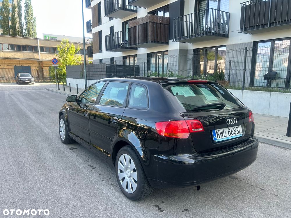 Audi A3 Sportback 1.6 Ambition - 6