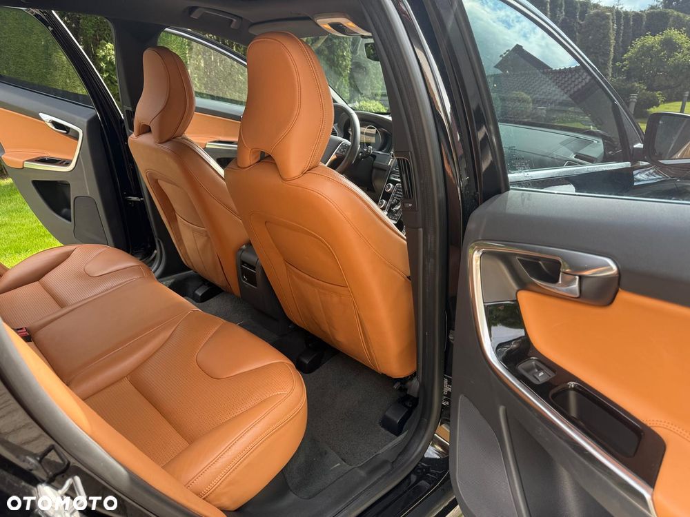 Volvo XC 60 D5 AWD Geartronic Linje Inscription - 15