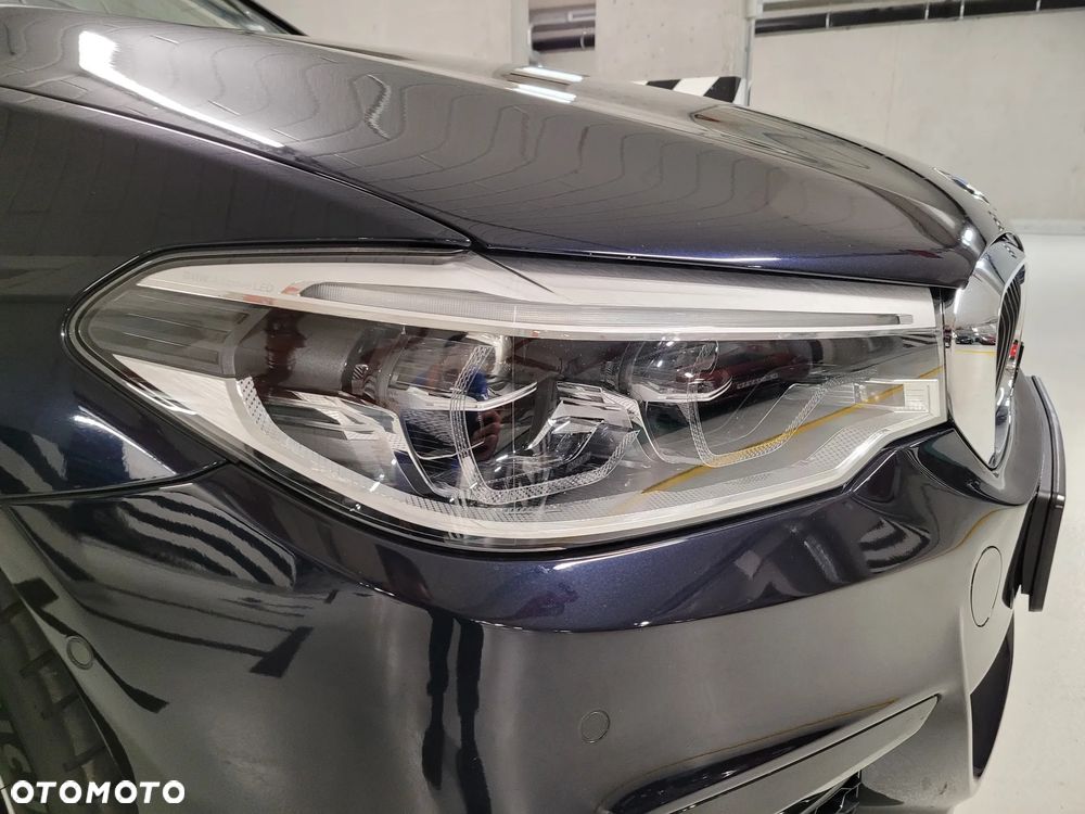 BMW Seria 5 520d xDrive M Sport sport - 35