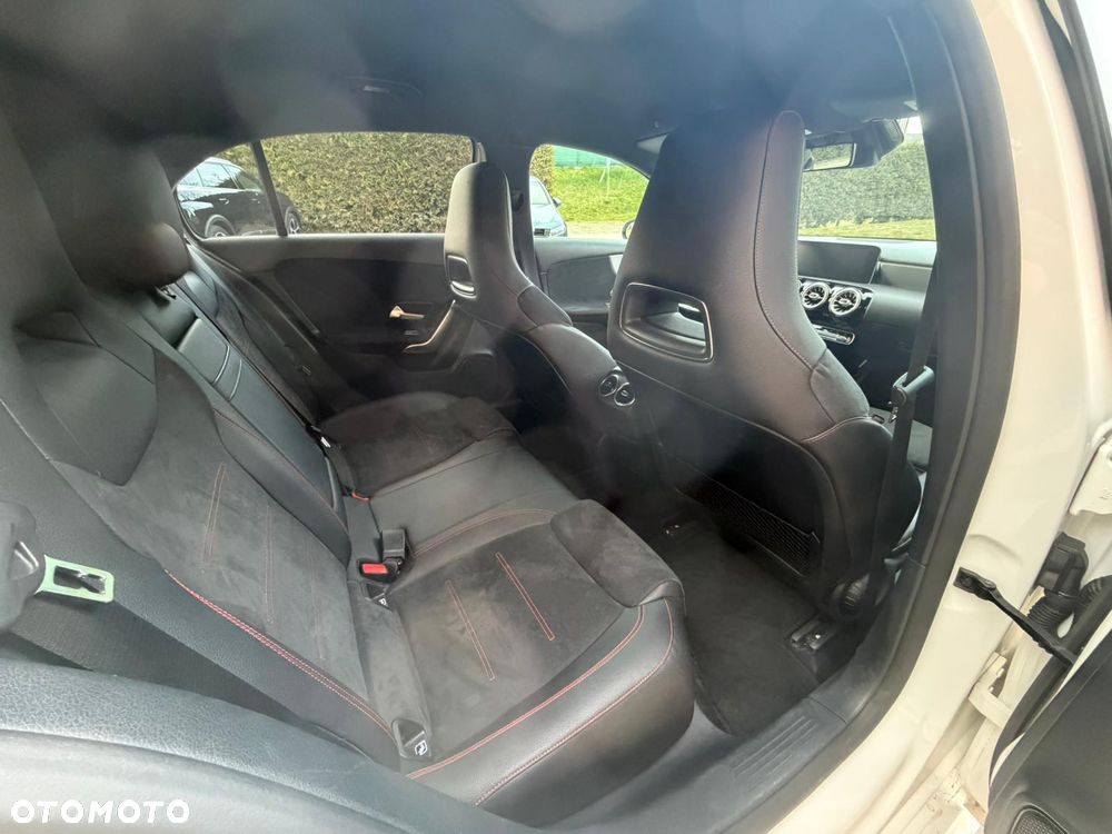 Mercedes-Benz Klasa A 180 AMG Line 7G-DCT - 9