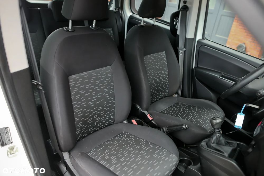 Opel Combo 1.6 CDTI L2H1 S&S Edition - 29
