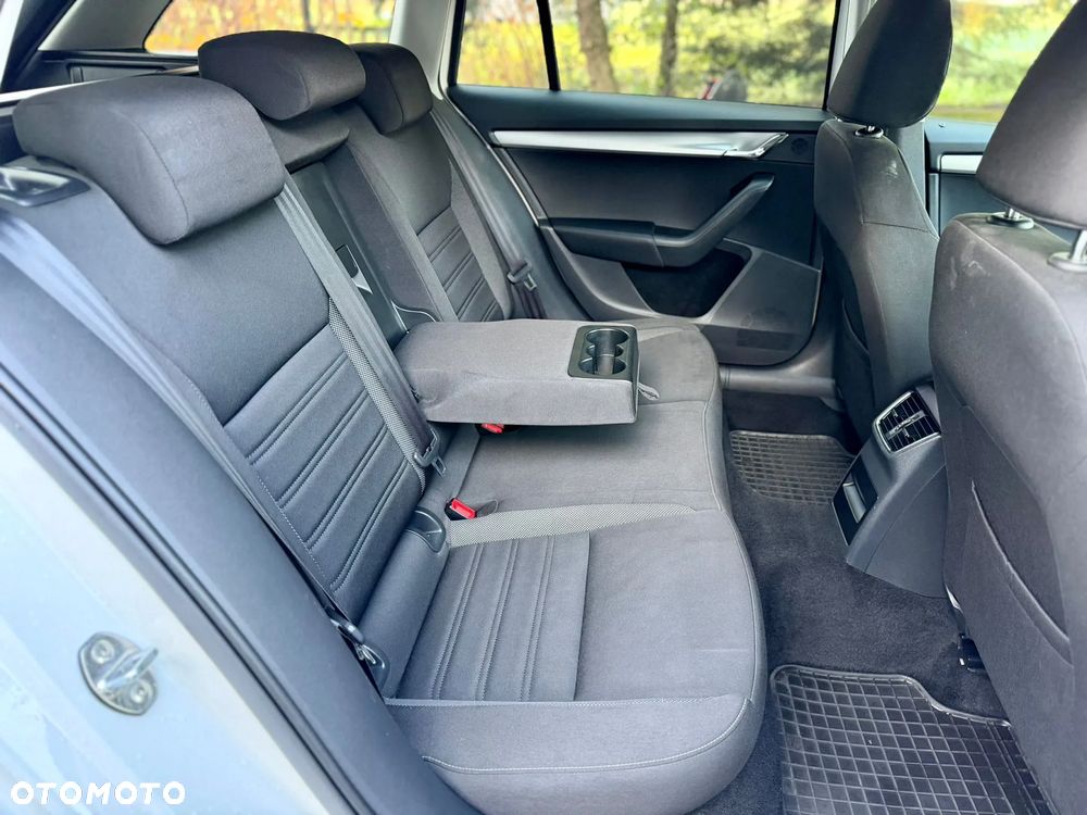 Skoda Octavia 1.6 TDI Ambition - 22