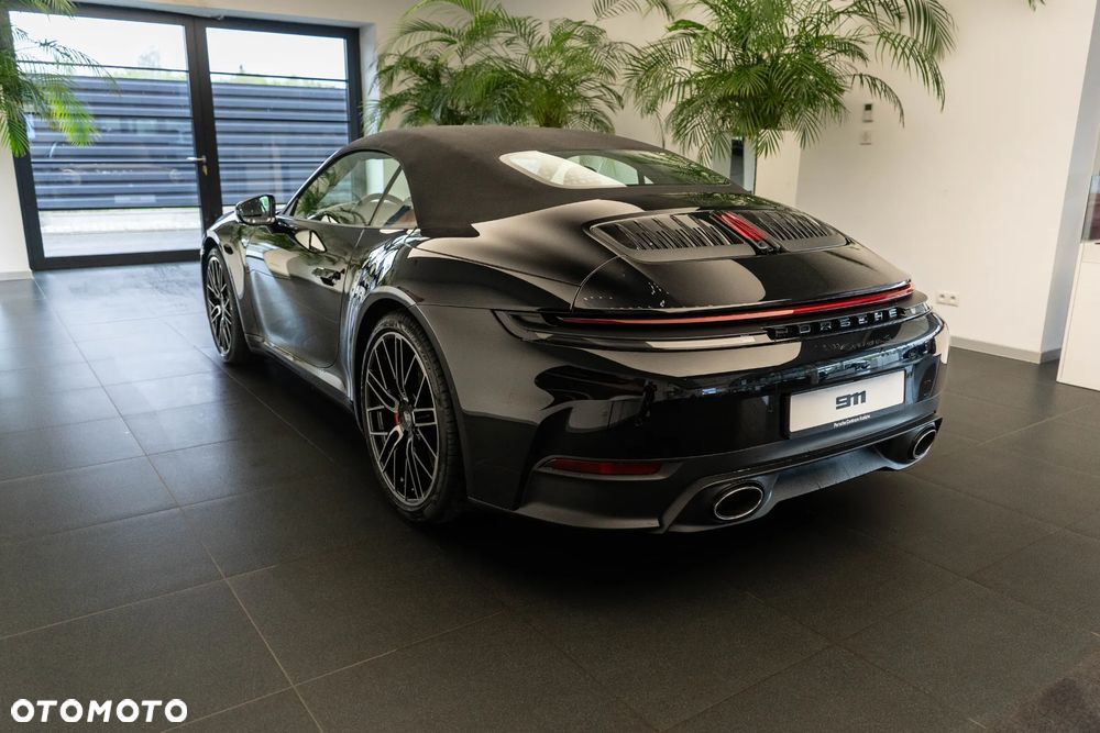 Porsche 911 Carrera S - 3