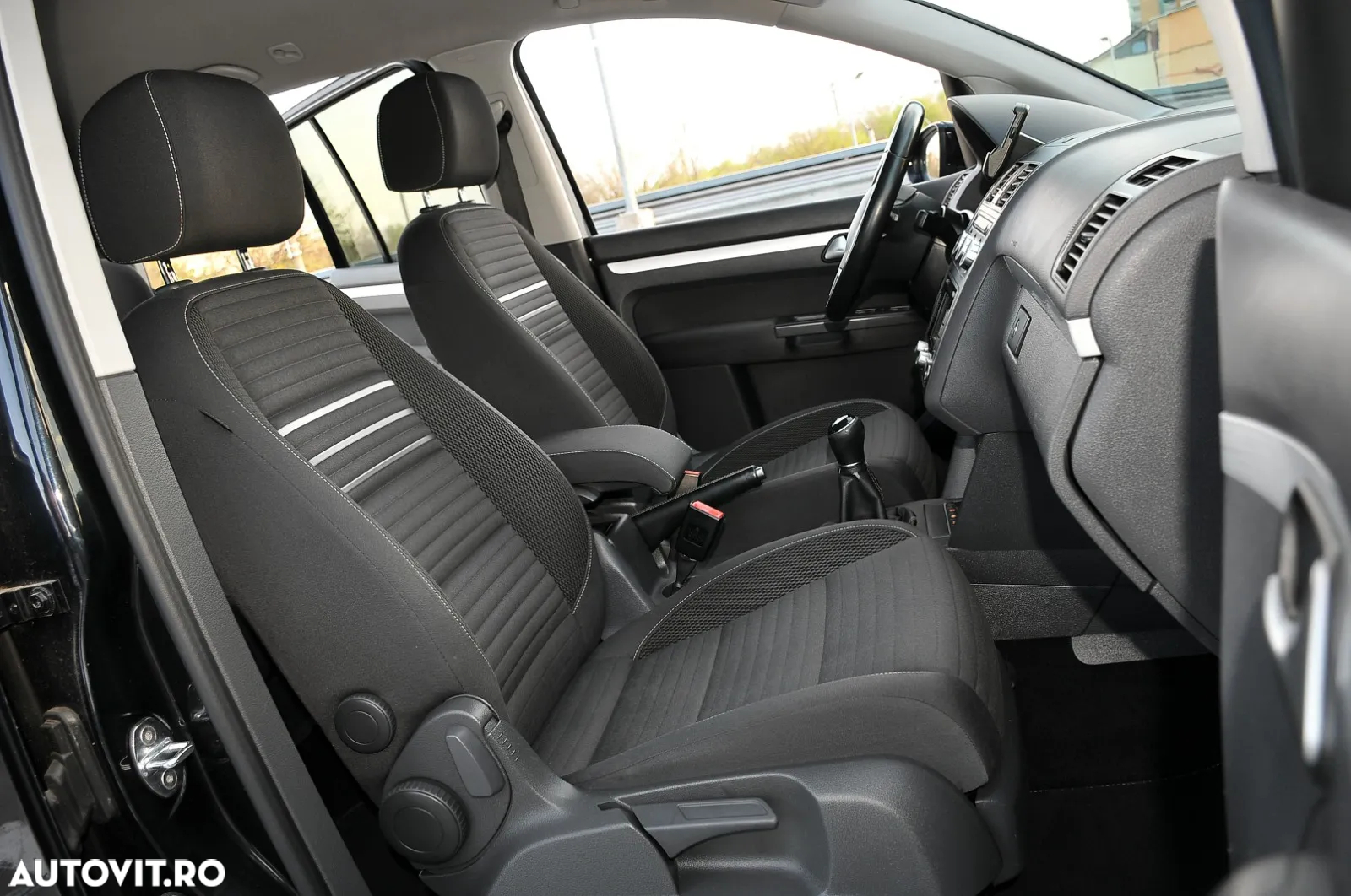 Volkswagen Touran 1.6 TDI DPF Cup - 9