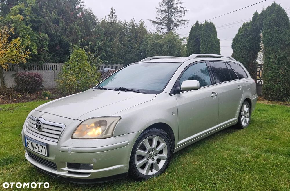 Toyota Avensis 2.2 D-4D Executive - 1